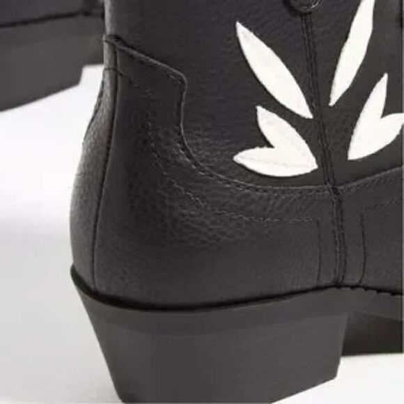 New Anthropologie x BC Cowpoke Footwear Vegan Western Ankle Boots Black US 7 - Picture 10 of 10